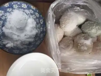Make A duck egg step 3