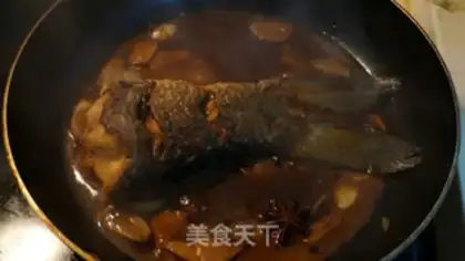Make Red fish tails step 5