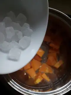 Make Cucumber milk step 3