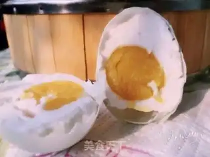 Make A duck egg step 6