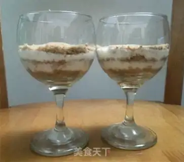 Make A yogurt cup step 4