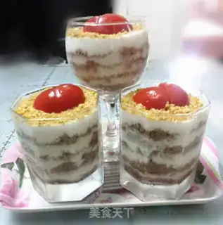 Make A yogurt cup step 8
