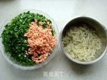 Make Egg omelet step 1