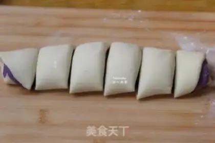 Make Potato buns step 10