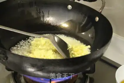 Make Spicy little wind claws step 13