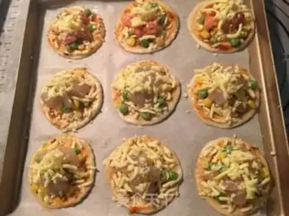 Make Mini pizza step 12