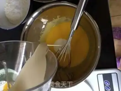 Make Milk raisin cake step 4