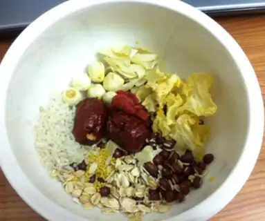 Make ♪ lilies oatmeal ♪ step 0