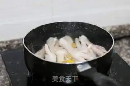 Make ♪ Taste the claws ♪ step 2