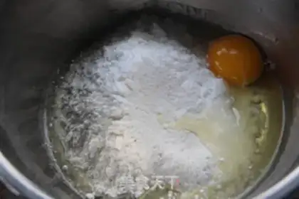 Make Apple roses step 4