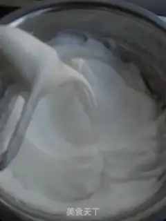 Make Strawberry cream rolls step 5