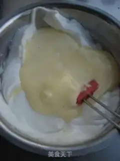 Make Strawberry cream rolls step 7