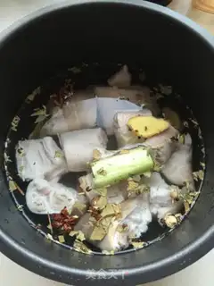 Make ♪ Cold hog hoof ♪ step 0