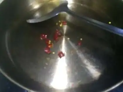 Make Fired tea mushrooms step 2