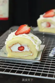 Make Strawberry cream rolls step 21