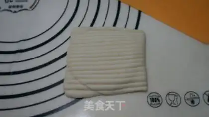 Make Conch buns step 8