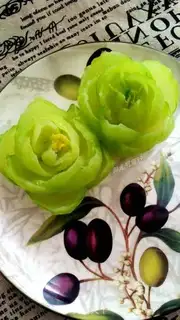 Make Emerald roses step 10