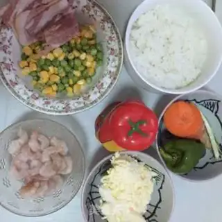 Make Bacon shrimp cheese step 0