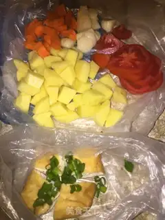 Make Roast chicken in an electric oven step 0