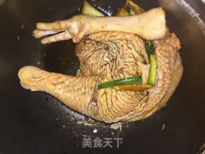 Make Roast chicken in an electric oven step 1