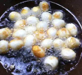 Make Sour quail eggs step 1