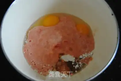 Make Tomato egg rolls step 3