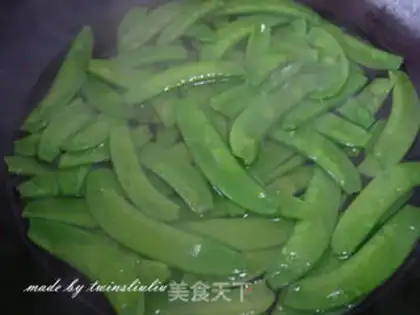 Make Garlic Dutch beans step 2