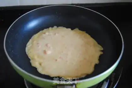 Make Tomato egg rolls step 5