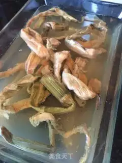 Make The flat-footed winter duck soup step 3