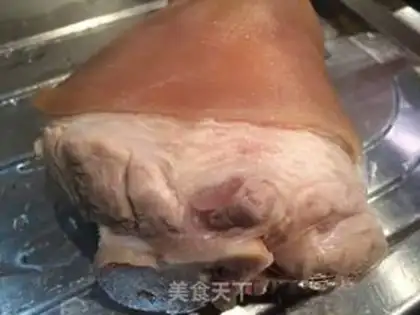 Make Pork elbow step 1
