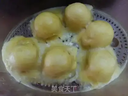Make Fried bean buns step 0