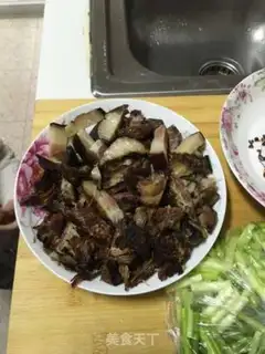 Make Garlic pork step 1