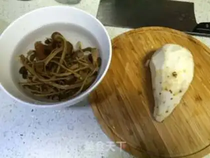 Make Tea mushrooms, duck soup step 0