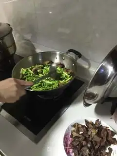 Make Garlic pork step 3