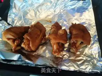 Make Spicy roasted pig hoof step 4