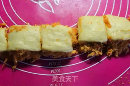 Make Let go of the meat and tear bread step 10