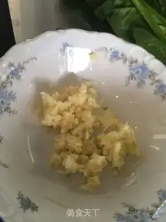 Make Garlic spinach tower step 1