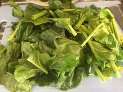 Make Garlic spinach tower step 2