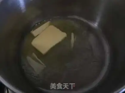 Make Egg and coconut balls step 0
