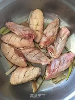 Make Coke chicken wings step 1