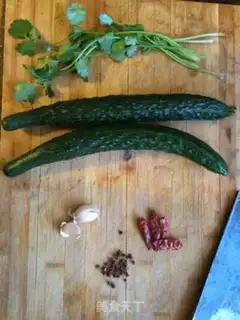 Make Oiled old vinegar cucumbers step 0