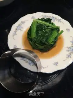Make Garlic spinach tower step 7