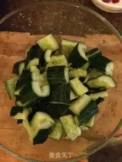Make Oiled old vinegar cucumbers step 2