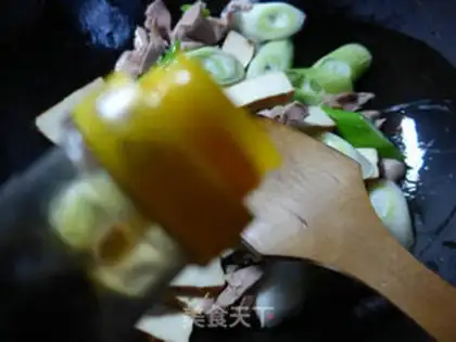Make The onions are fried and dry step 4