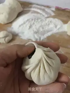Make Cranium buns step 12