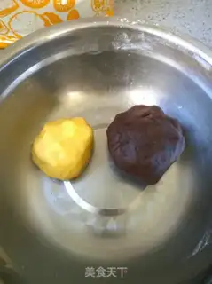 Make Panda cookies step 5