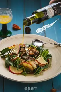 Make Spinach apple salad step 2