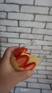 Make Strawberry Mango Smutcher step 6