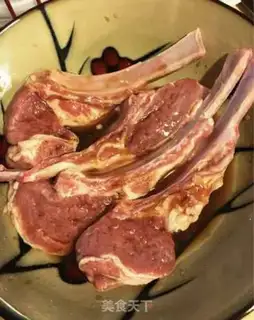 Make Black pepper garlic roast lamb chops step 0