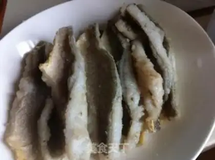 Make Yellow fish noodles step 2